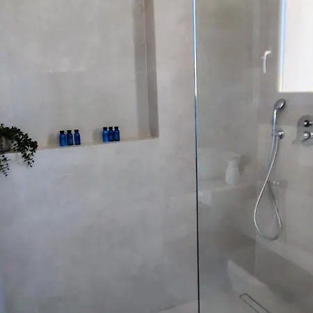 Iraμar Luxury Iv Villa *